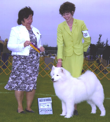 Lhotse takes Breed under Judge Mrs. Robert Smith